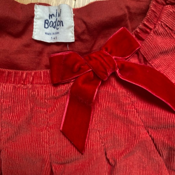 Mini Boden Solid Burnt Red/ Orange Corduroy Dress Velvet Bow Lined Size~ 5/6 🍂 - Picture 3 of 3